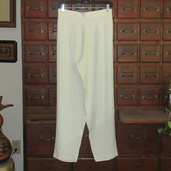 LAS VIDAS Coleccion Medium Cream Pants - Picture 2 of 3